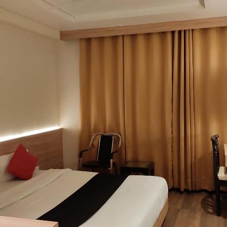 لاكناو Hotel Poseidon Inn المظهر الخارجي الصورة