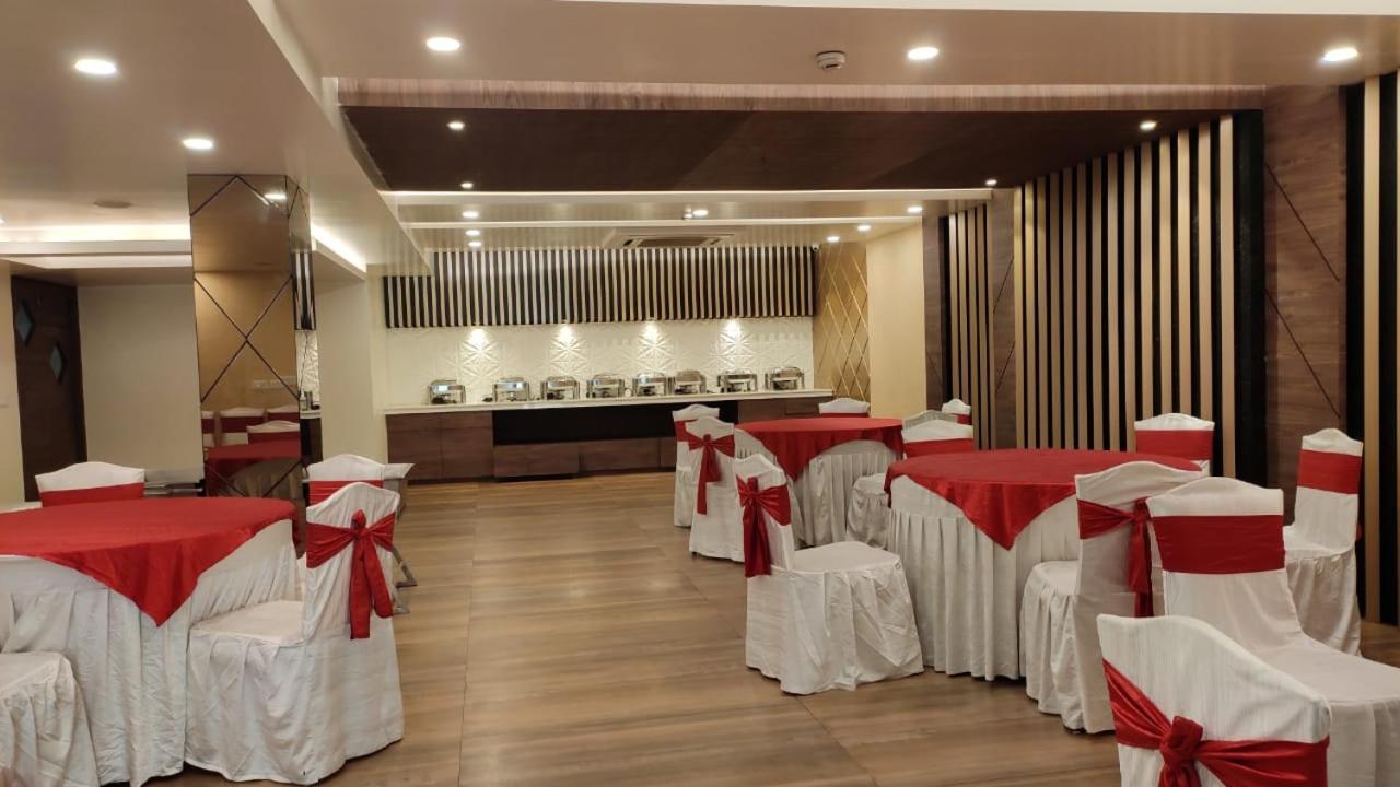 لاكناو Hotel Poseidon Inn المظهر الخارجي الصورة